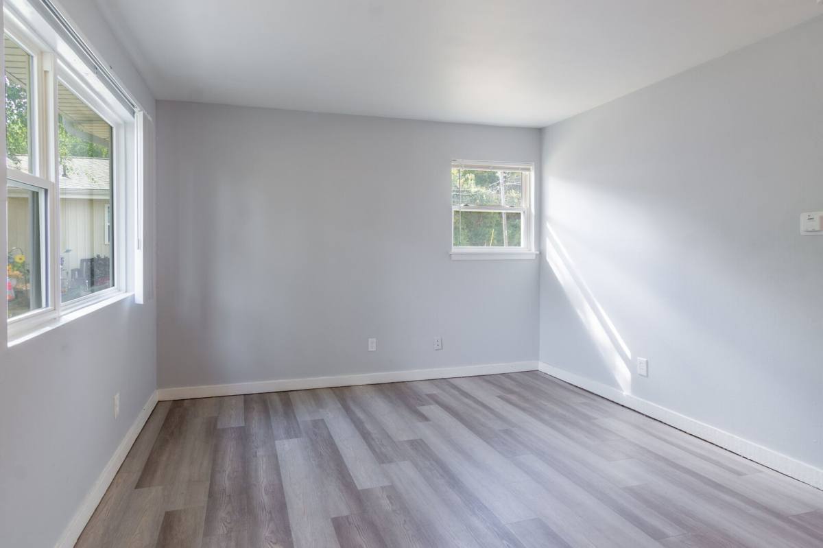 Apartment for rent at 5600 E 140th St, Grandview, MO 64030