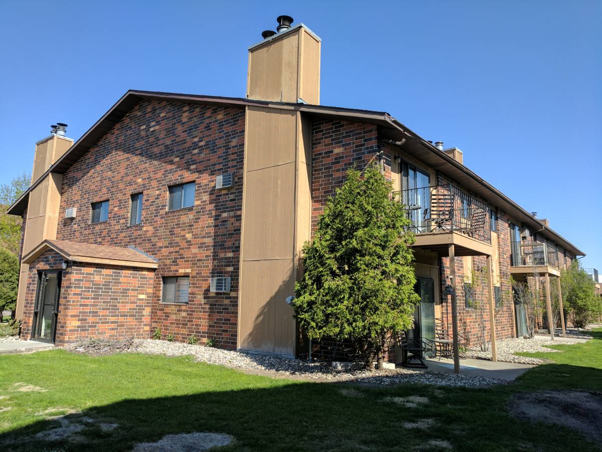 Apartment for rent at 1727 42nd St S, Fargo, ND 58103