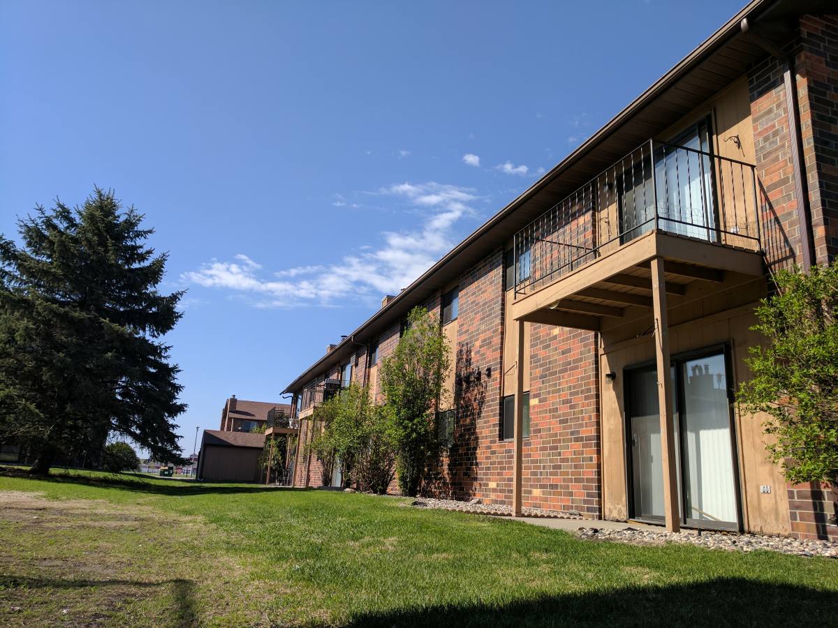 Apartment for rent at 1727 42nd St S, Fargo, ND 58103
