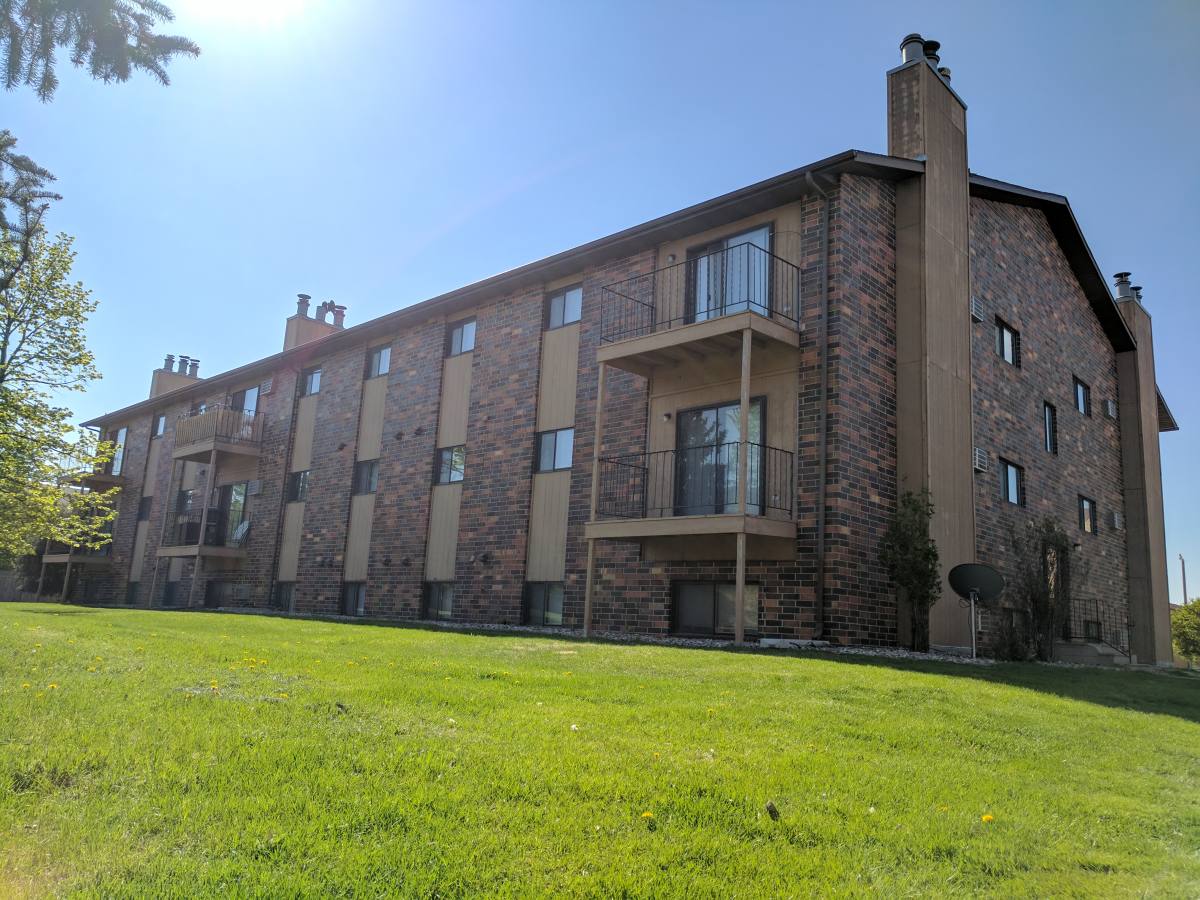 Apartment for rent at 1727 42nd St S, Fargo, ND 58103