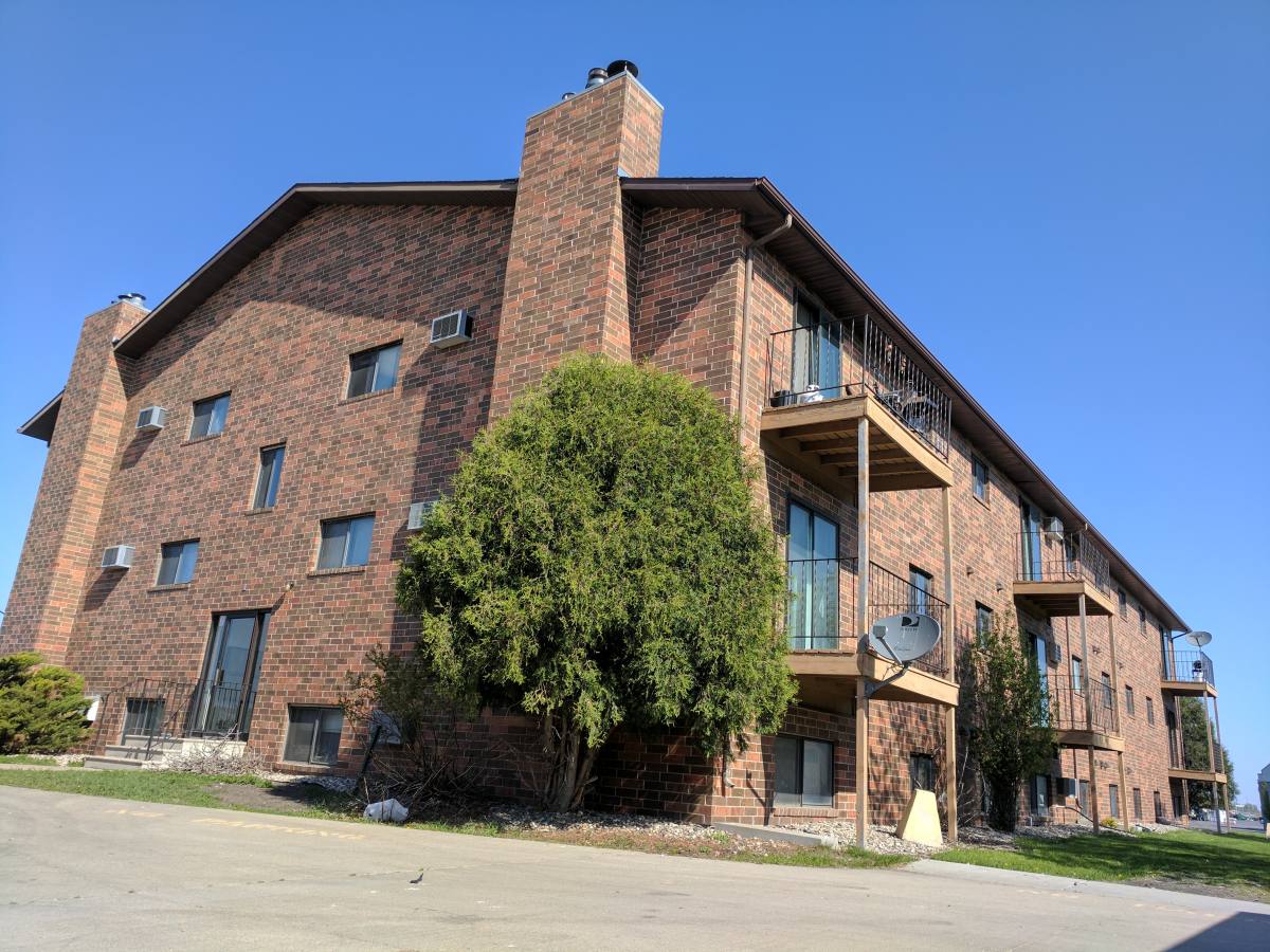 Apartment for rent at 1727 42nd St S, Fargo, ND 58103