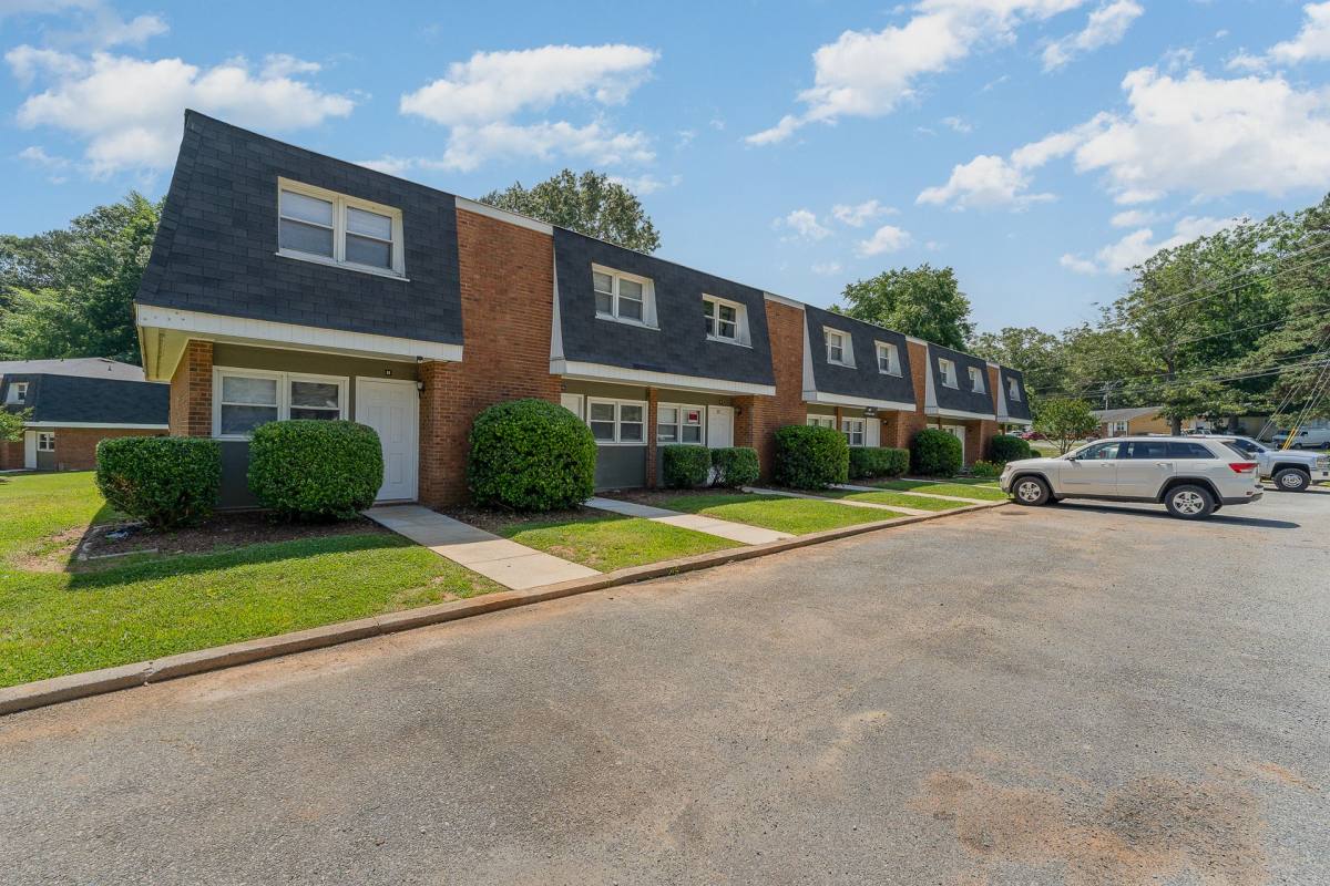 Apartment for rent at 605 E Central Ave, Lewisville, NC 27023