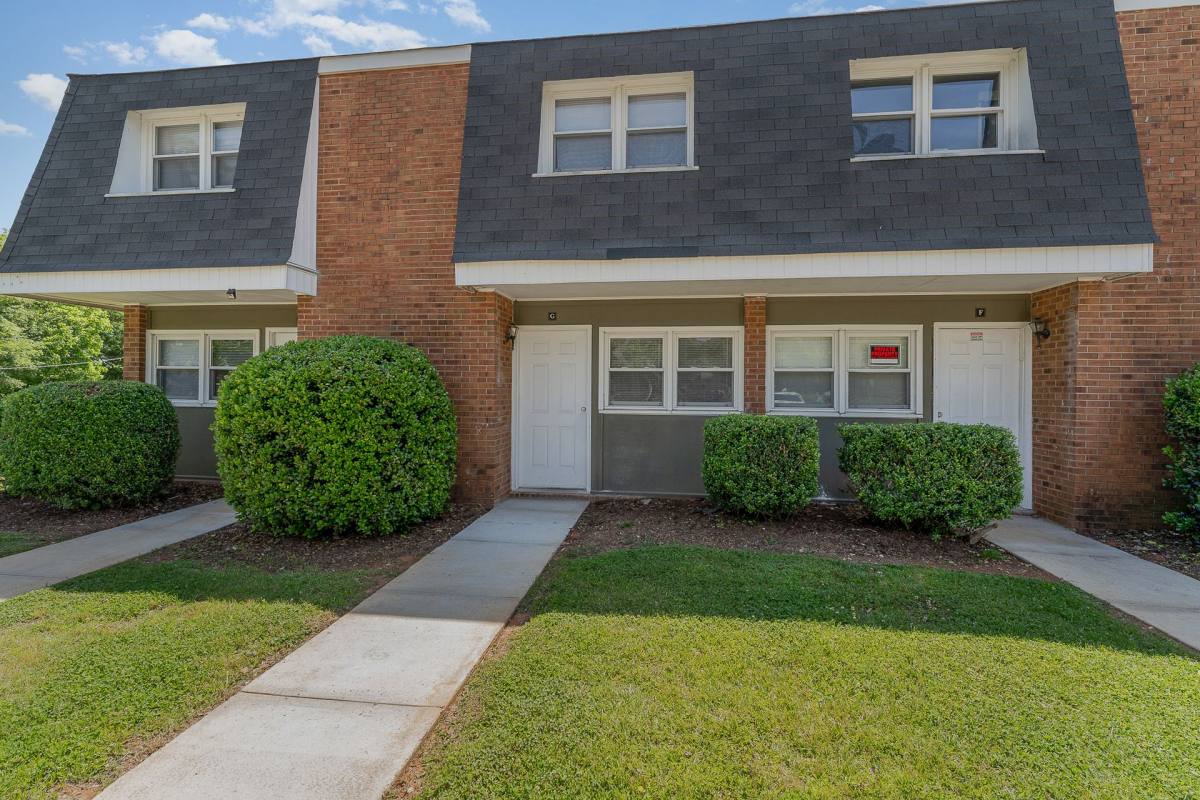 Apartment for rent at 605 E Central Ave, Lewisville, NC 27023