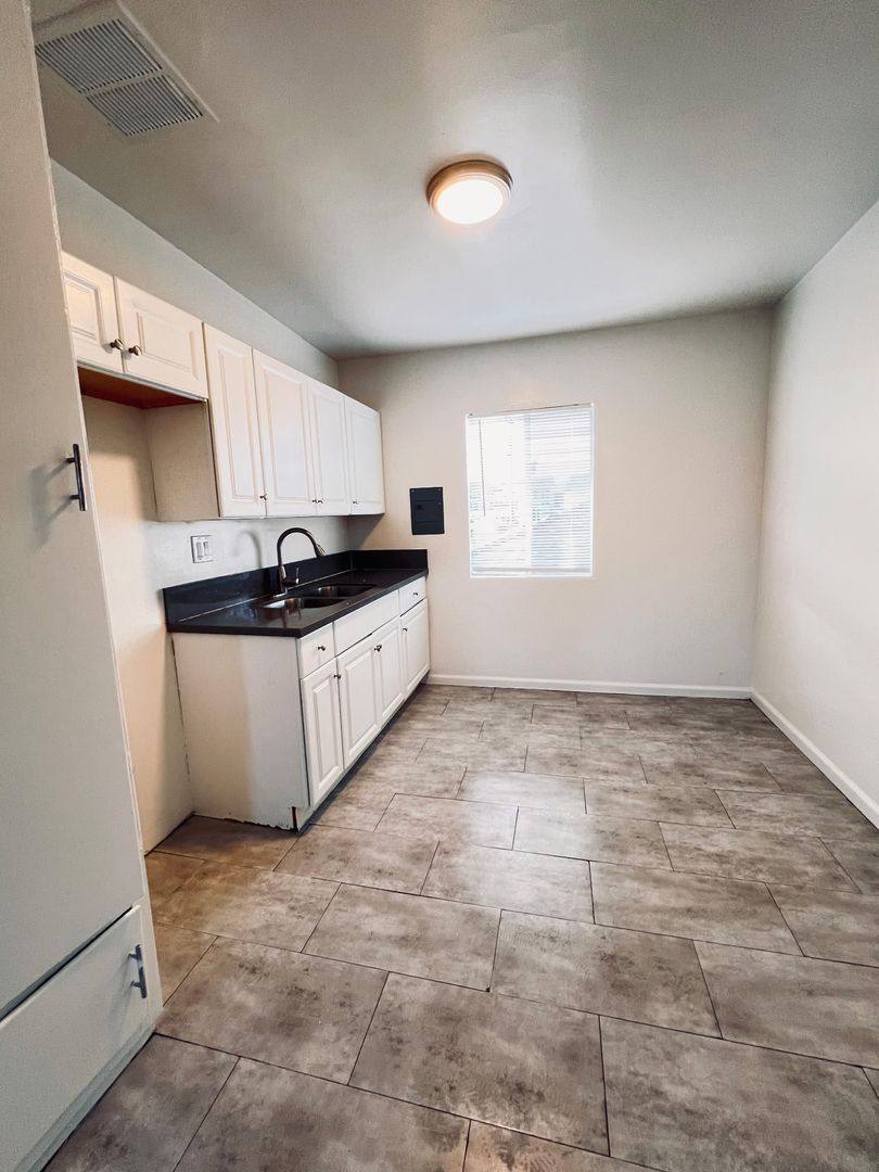 Apartment for rent at 10626 S Budlong Ave, Los Angeles, CA 90044