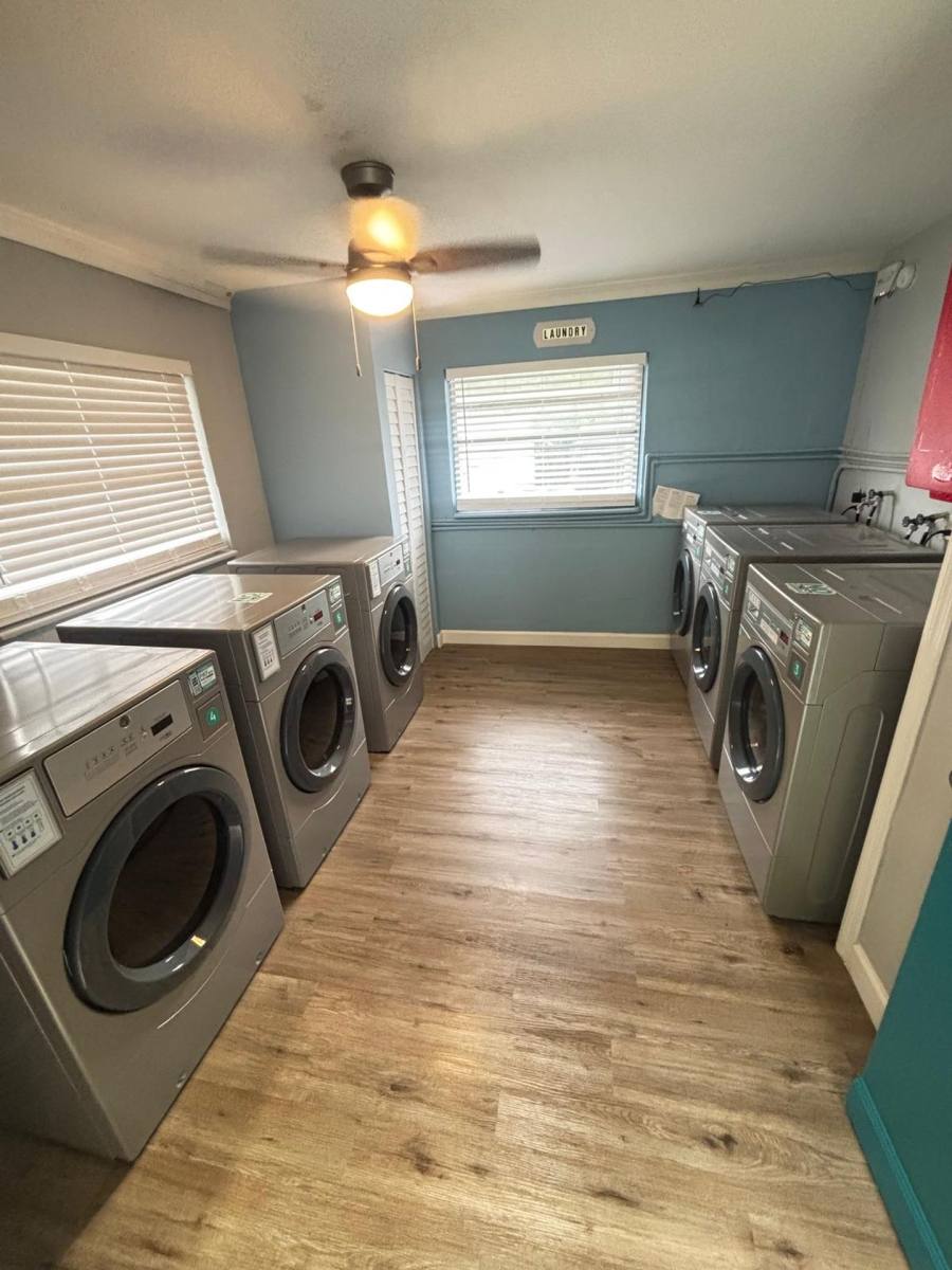 Apartment for rent at 13710 N 19th St, Tampa, FL 33613