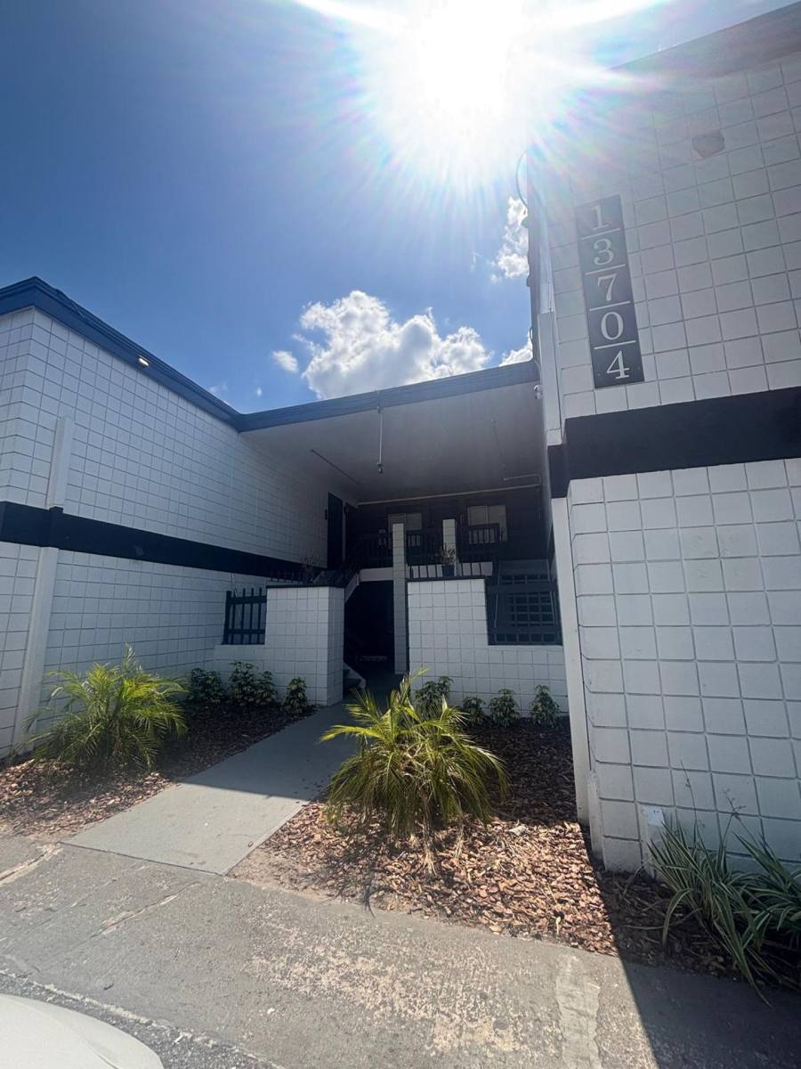Apartment for rent at 13710 N 19th St, Tampa, FL 33613