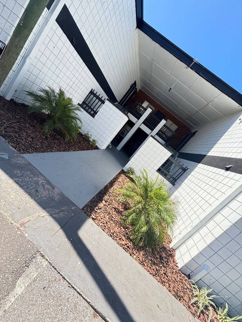 Apartment for rent at 13710 N 19th St, Tampa, FL 33613