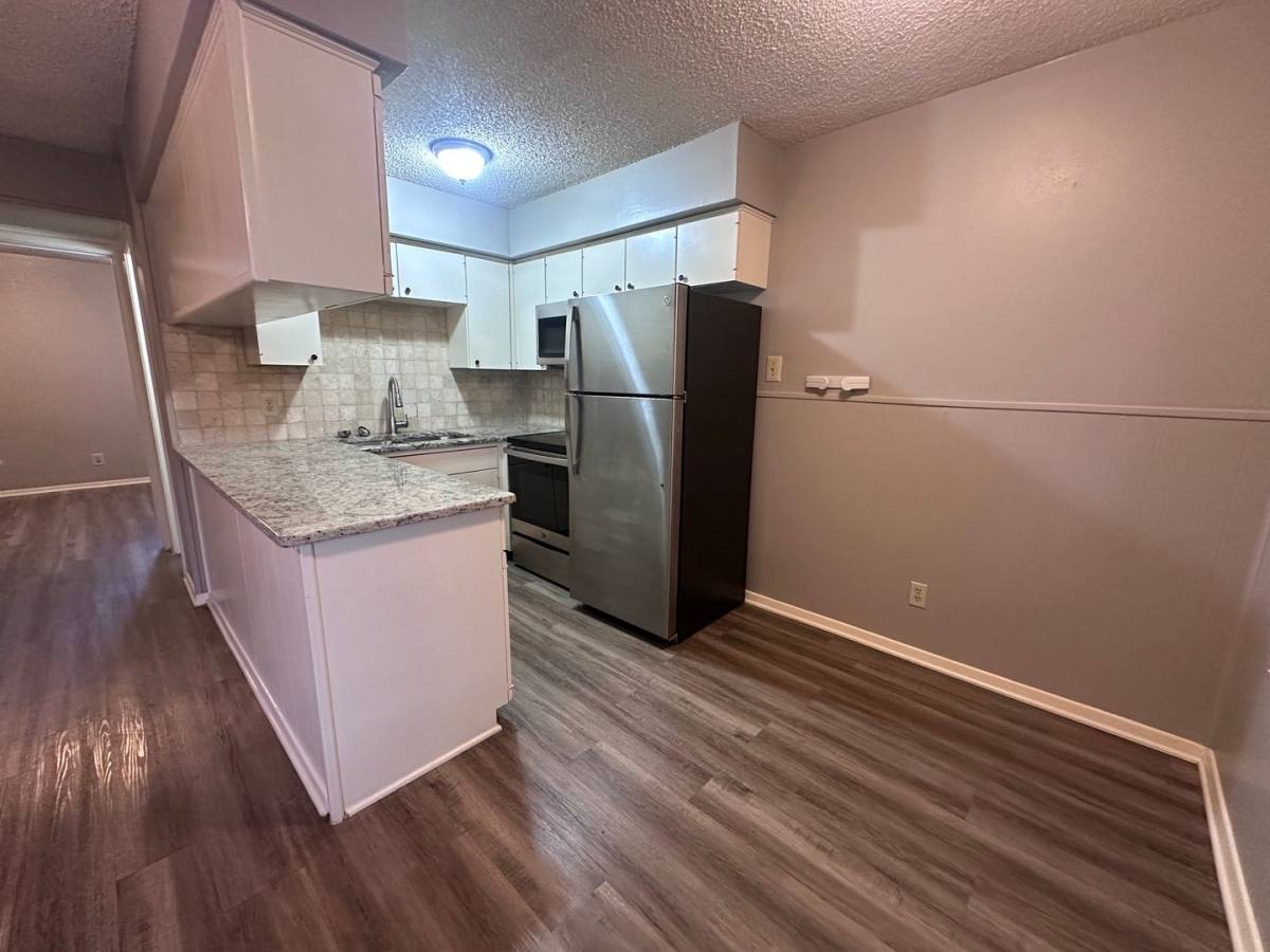Apartment for rent at 1321 S 11th St, Waco, TX 76706