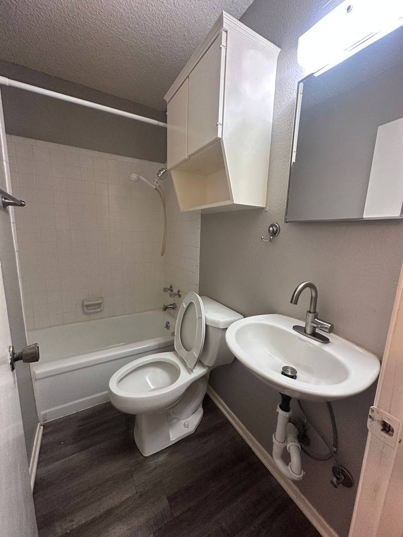 Apartment for rent at 1321 S 11th St, Waco, TX 76706