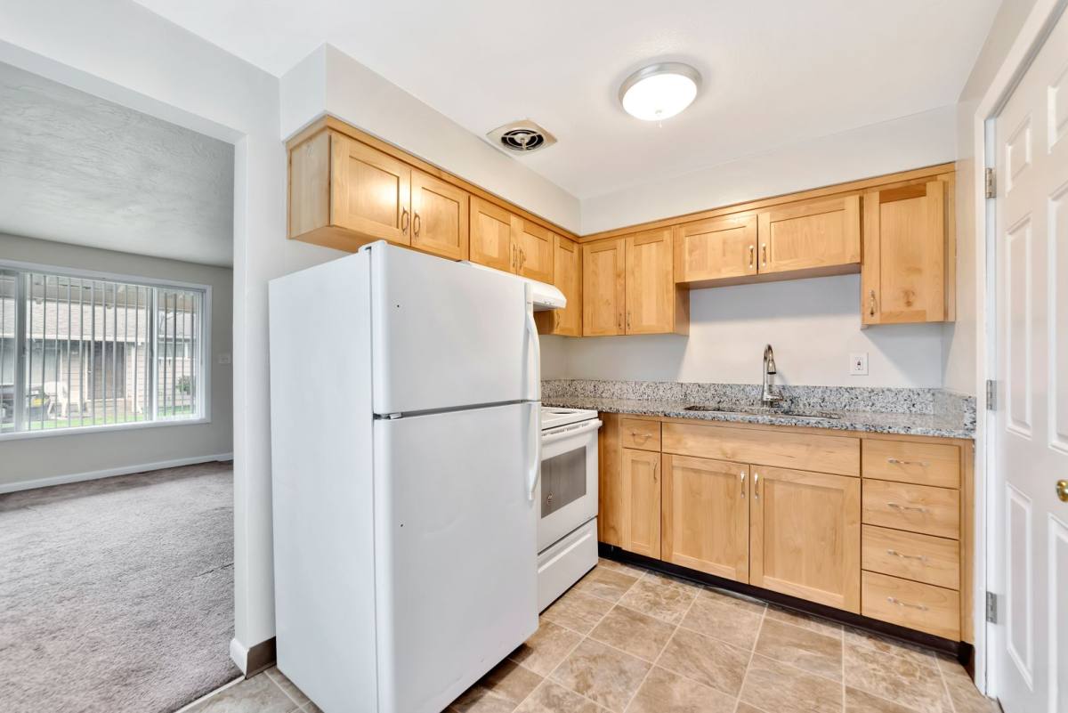 Apartment for rent at 138 - 168 25th NE, Salem, OR 97301