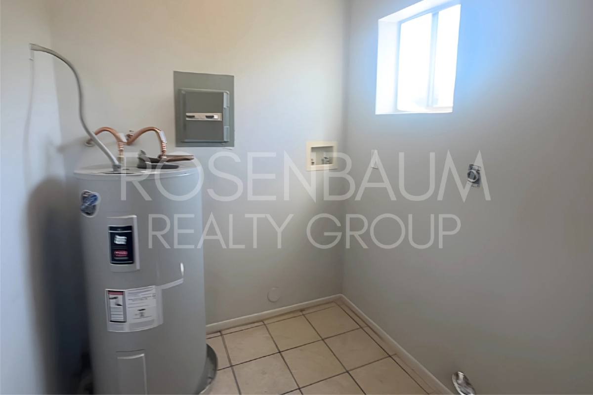 Apartment for rent at 553 W Rio Salado Parkway #202, Mesa, AZ 85201