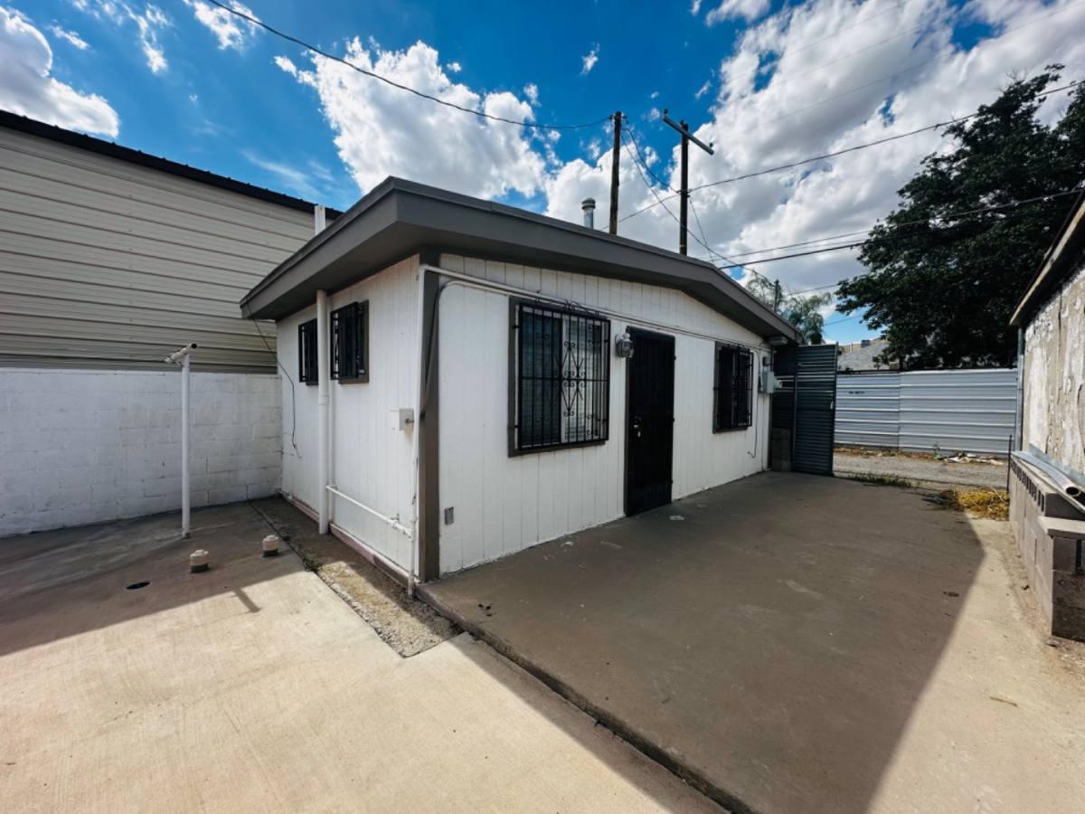 Apartment for rent at 2221 Bassett Ave #B, El Paso, TX 79901