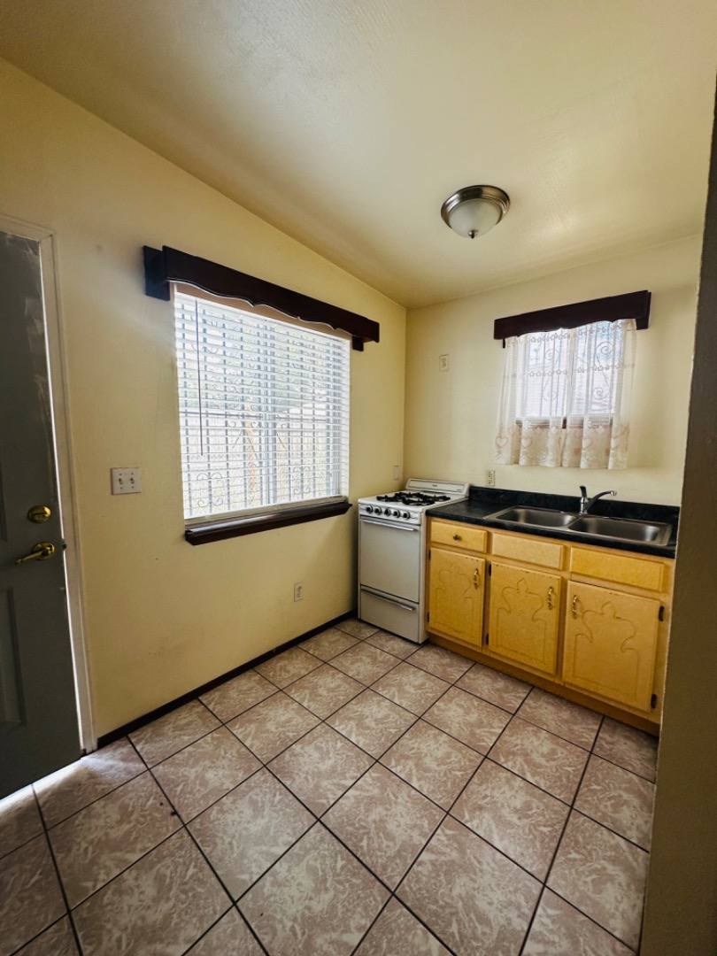 Apartment for rent at 2221 Bassett Ave #B, El Paso, TX 79901