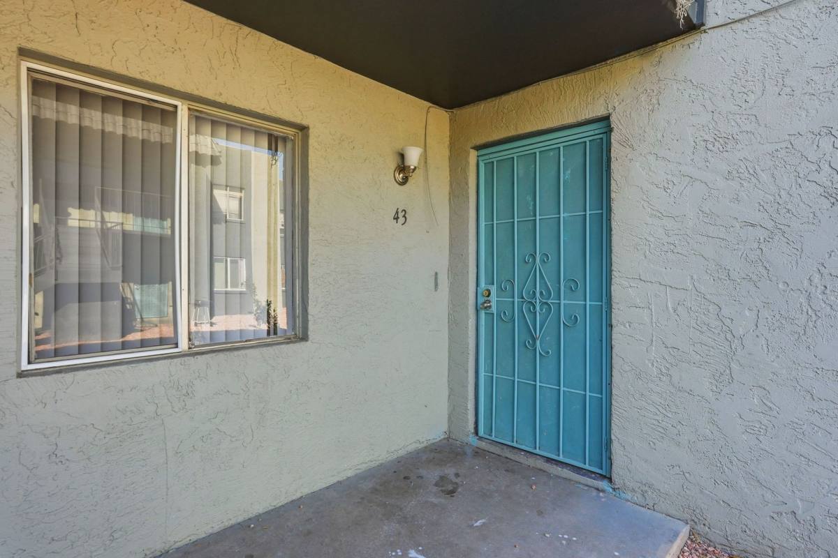 Apartment for rent at 6301 N 64th Dr, Glendale, AZ 85301