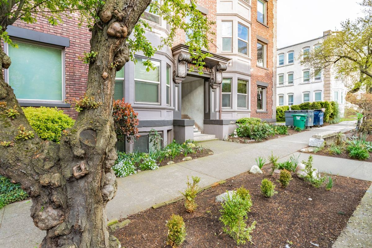 Apartment for rent at 1421 15th Ave, Seattle, WA 98122