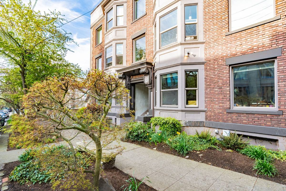 Apartment for rent at 1421 15th Ave, Seattle, WA 98122