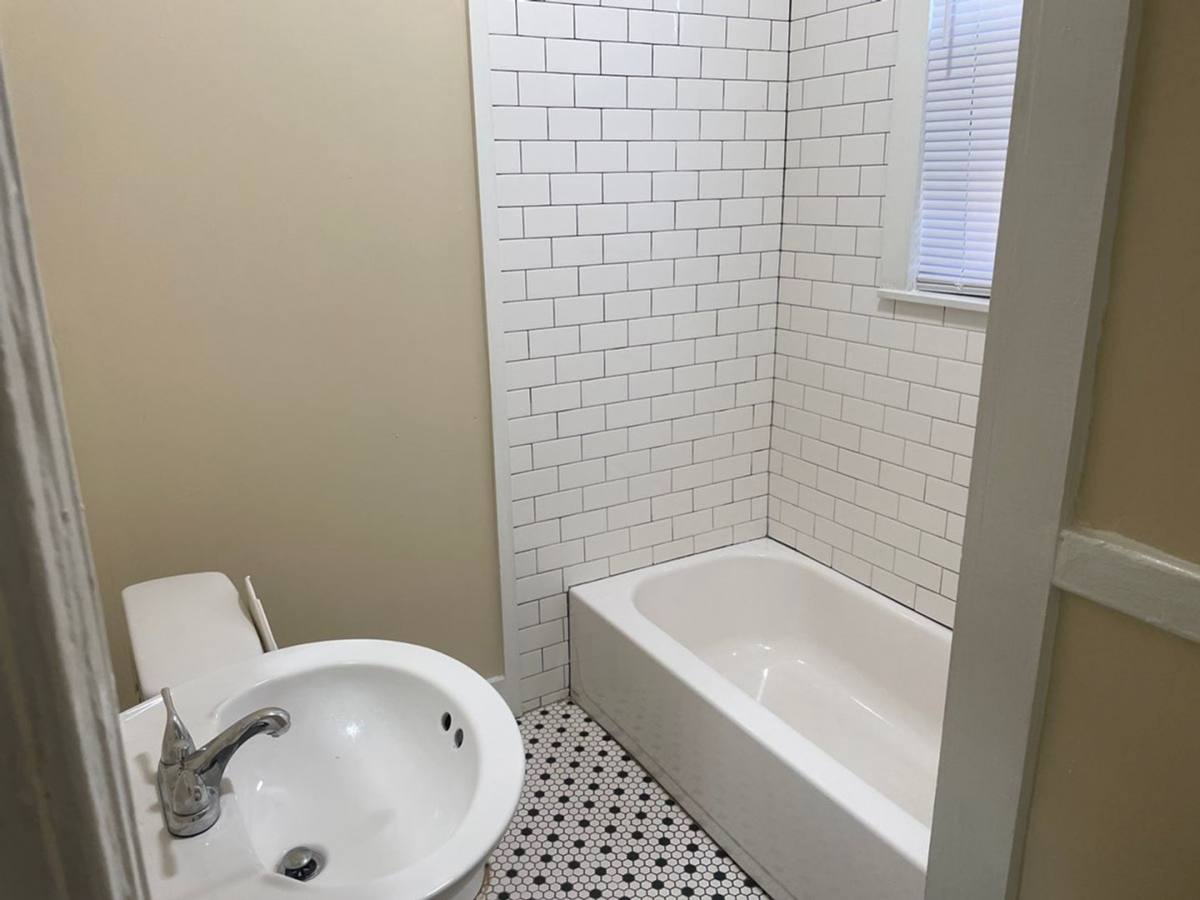 1304 Court Ave, Memphis, TN 38104 - Apartment For Rent - Image 5