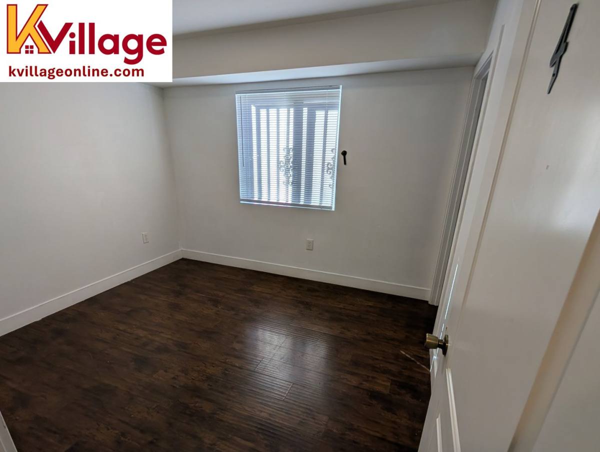 Apartment for rent at 1440 W 35th St, Los Angeles, CA 90018