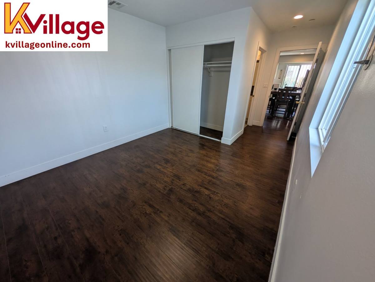 Apartment for rent at 1440 W 35th St, Los Angeles, CA 90018