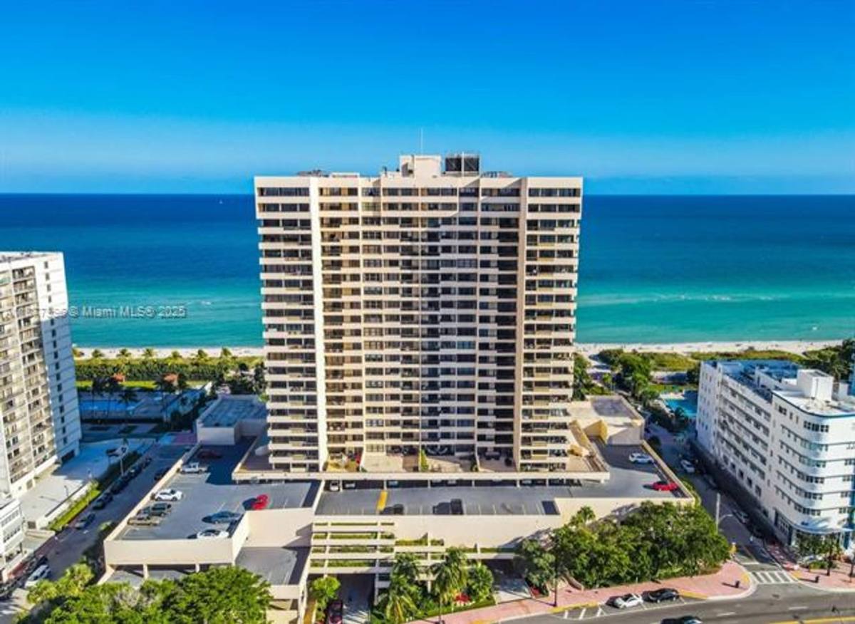 Apartment for rent at 2555 Collins Ave Appt, Miami Beach, FL 33140