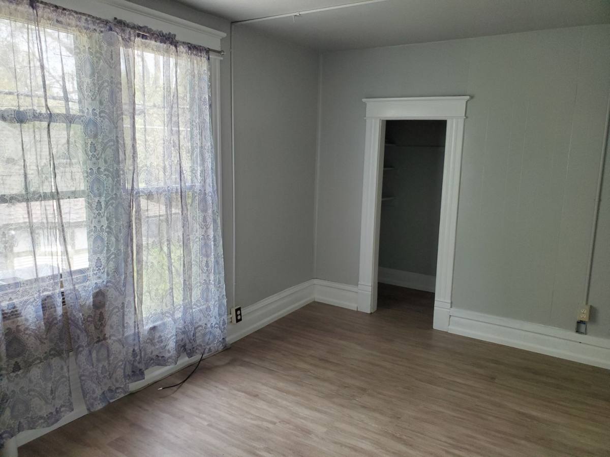 Apartment for rent at 1204 8th St, La Grande, OR 97850