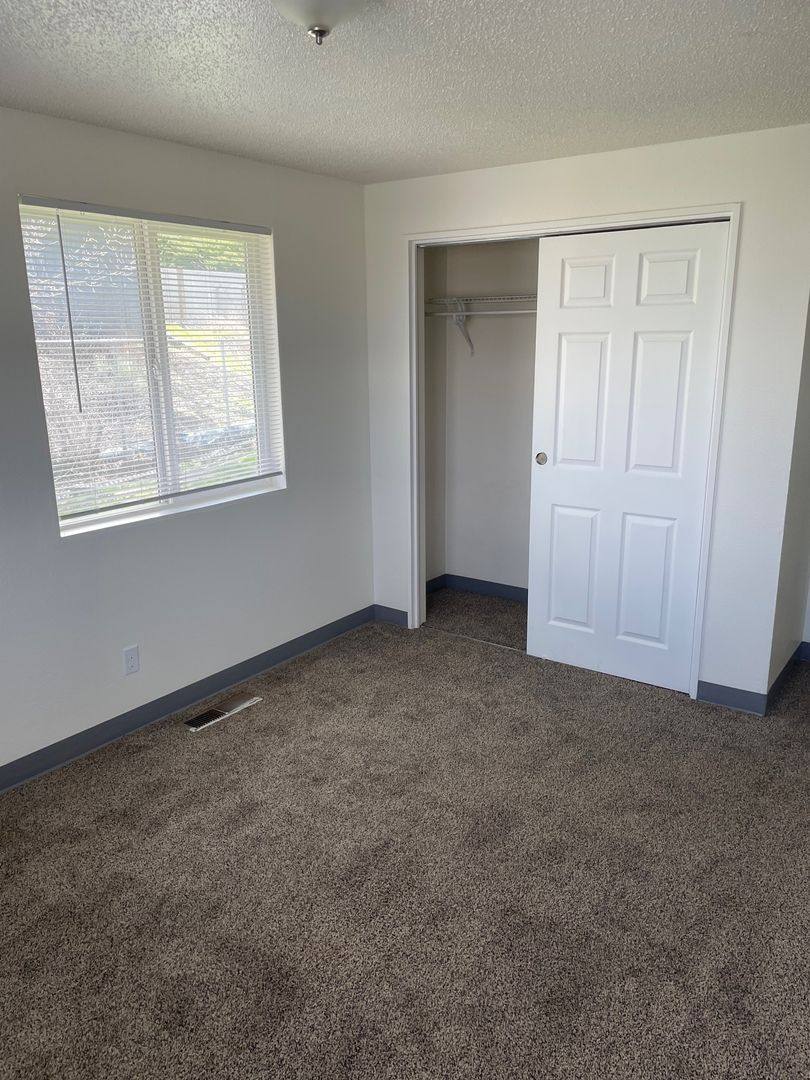 2201 SW Nye Ave, Pendleton, OR 97801 - Apartment For Rent - Image 6