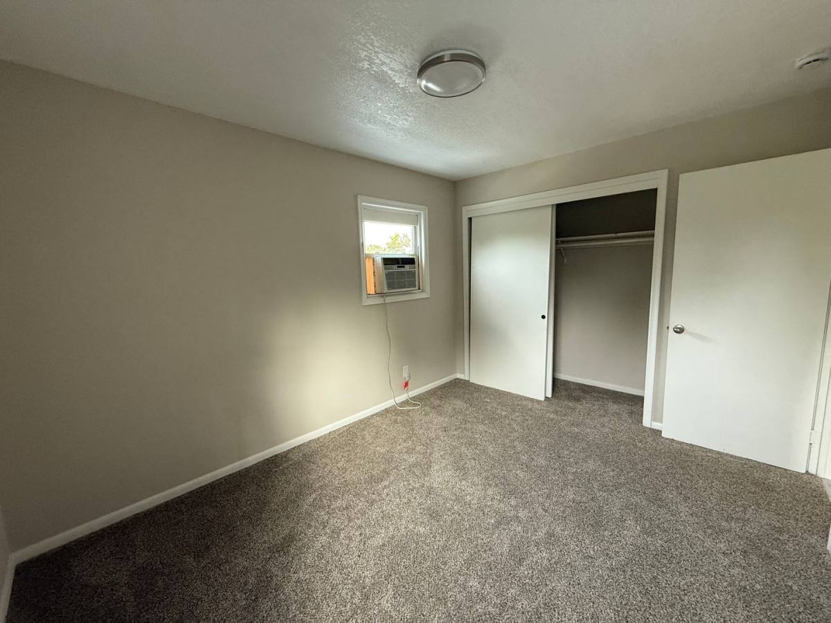 Apartment for rent at 2606 E Hennepin Ave, Minneapolis, MN 55413