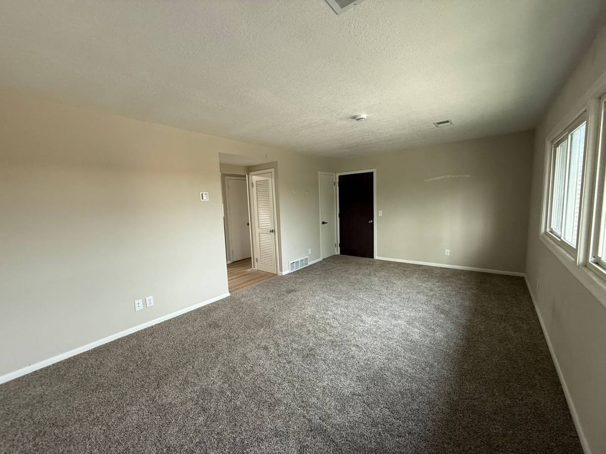 Apartment for rent at 2606 E Hennepin Ave, Minneapolis, MN 55413