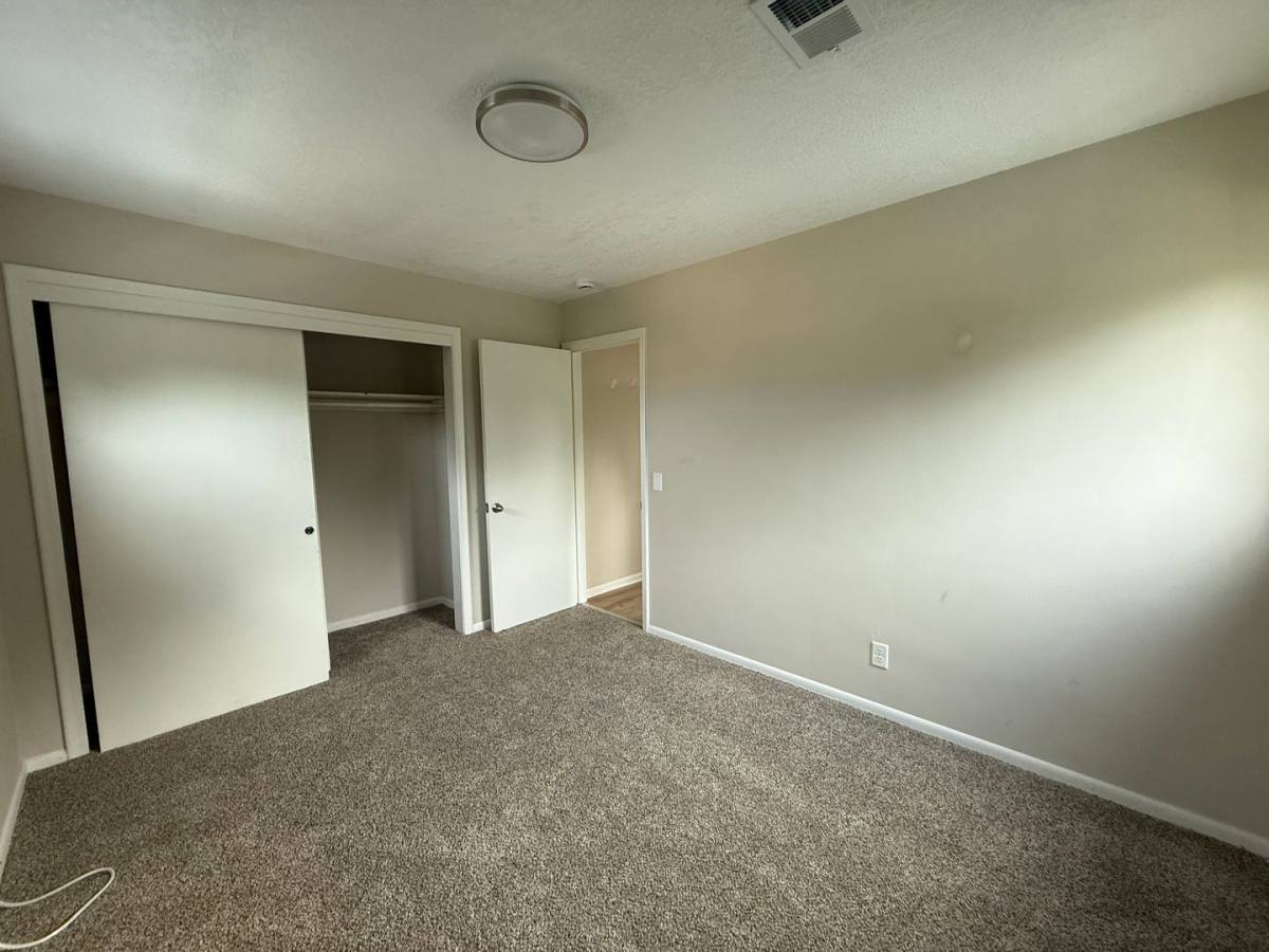 Apartment for rent at 2606 E Hennepin Ave, Minneapolis, MN 55413