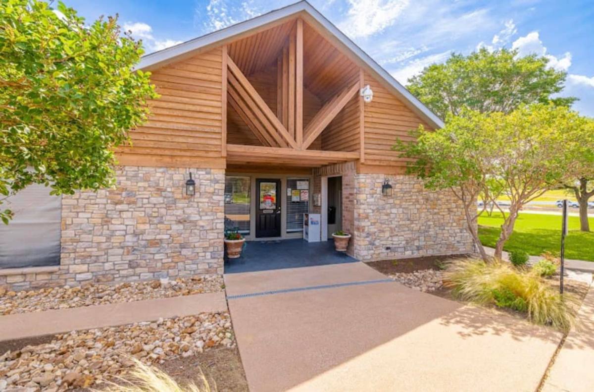 Apartment for rent at 701 E Central Texas Expressway, Harker Heights, TX 76548