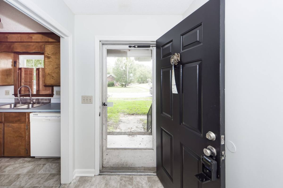 House for rent at 305 Chessington Circle, Summerville, SC 29485