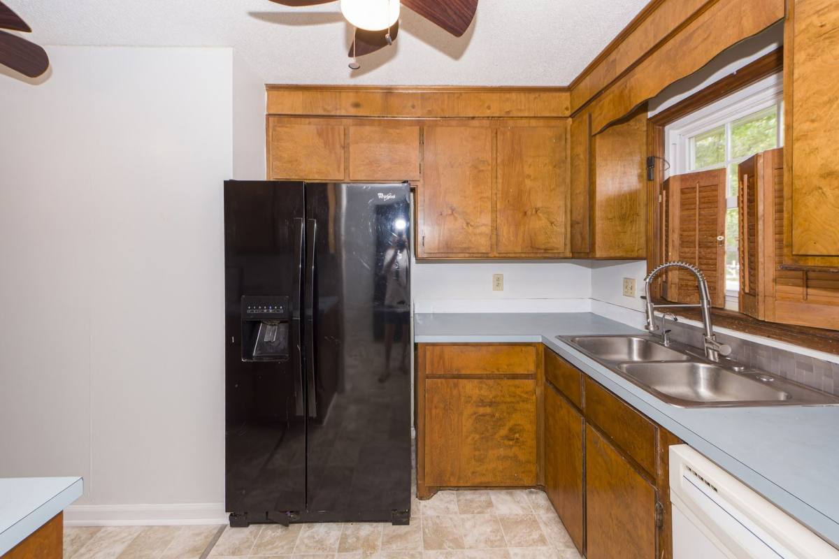 House for rent at 305 Chessington Circle, Summerville, SC 29485