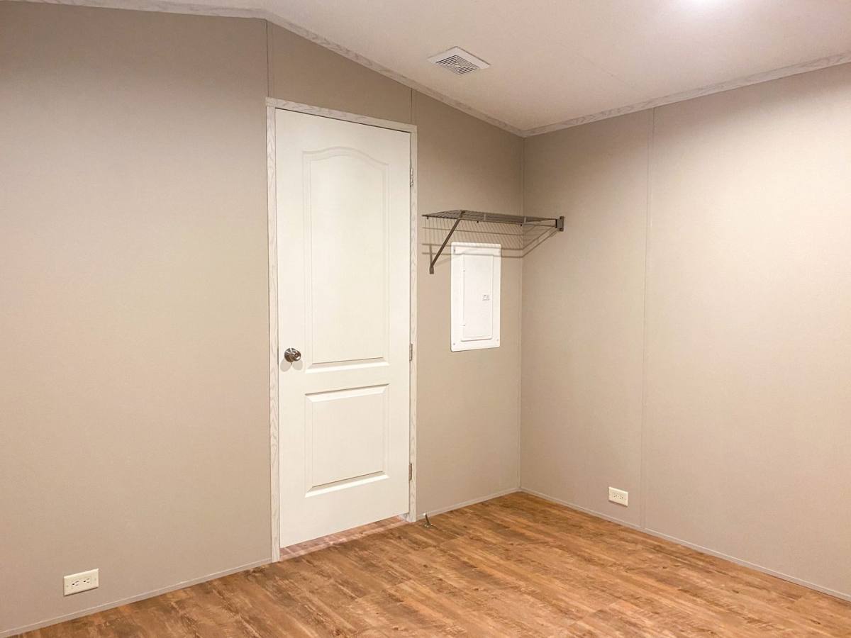 Apartment for rent at 4144 Thomas St, Memphis, TN 38127