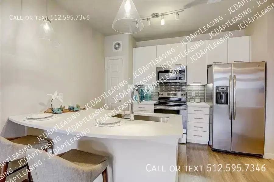 Apartment for rent at 609 Clayton Lane, Austin, TX 78752