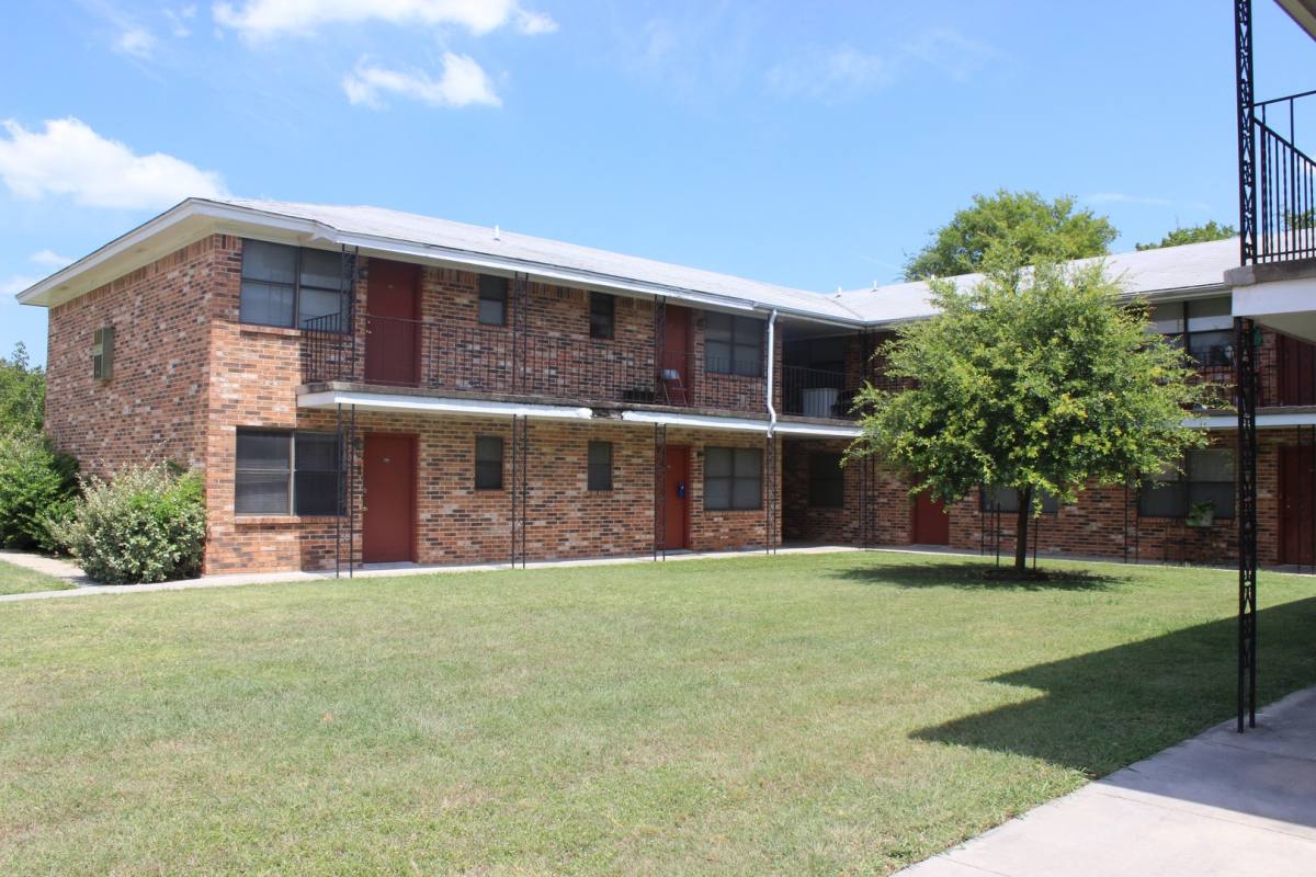 Apartment for rent at 502 Mary St, Copperas Cove, TX 76522