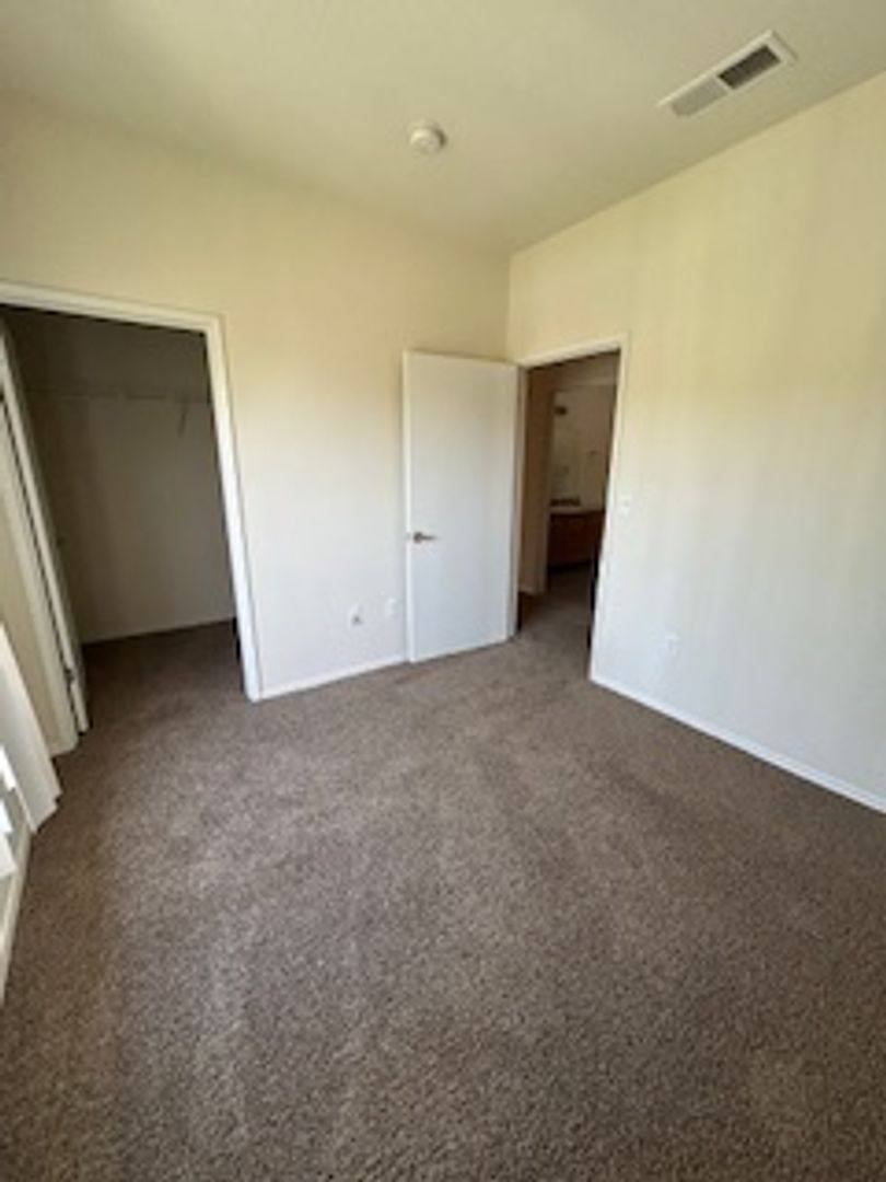 Apartment for rent at 1165 E Hanford-Armona Rd, Lemoore, CA 93245