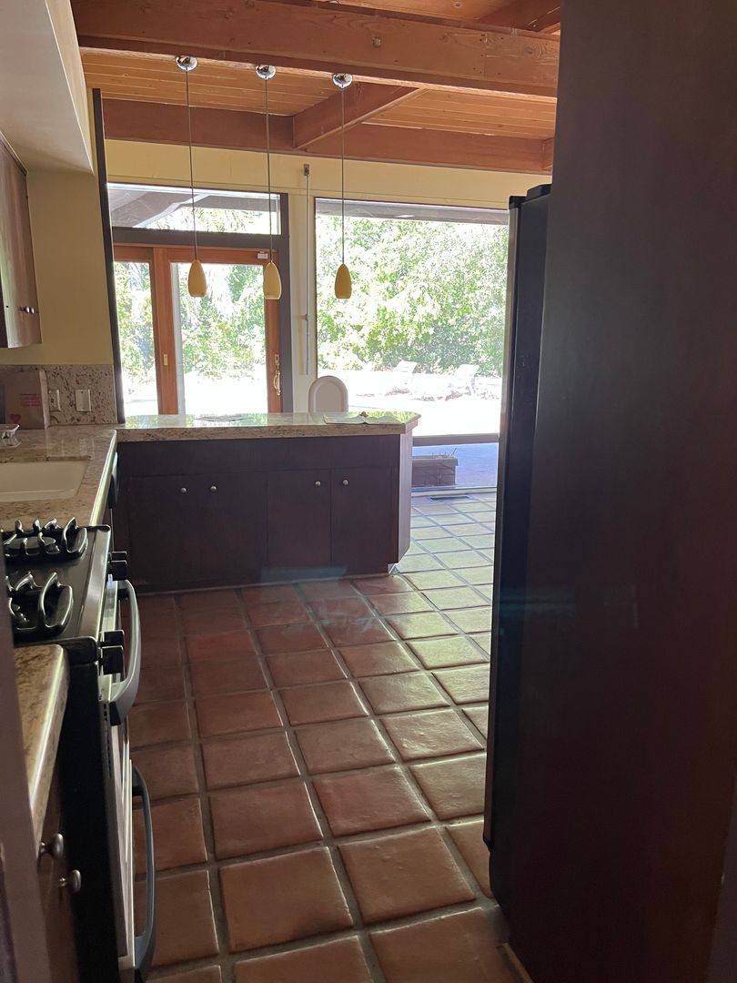 House for rent at 5388 Vista Lejana Lane, La Canada Flintridge, CA 91011
