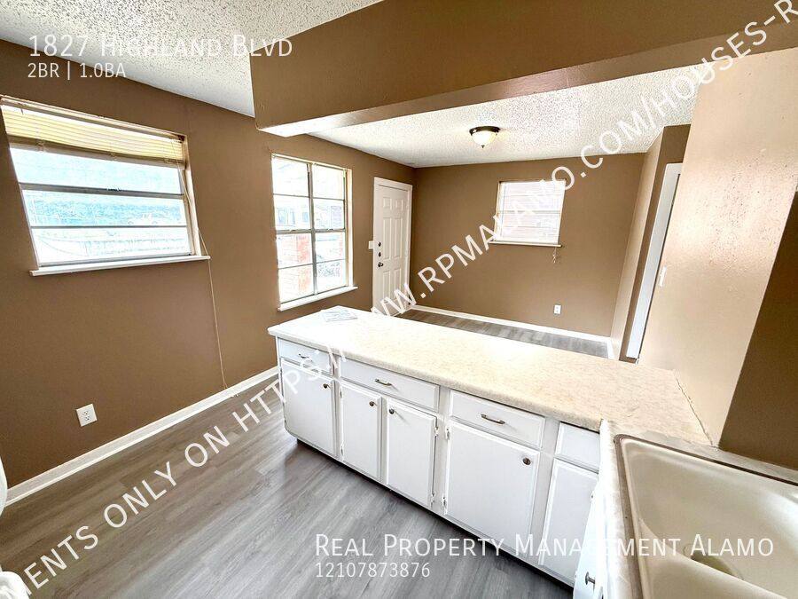 House for rent at 1827 Highland Blvd, San Antonio, TX 78210