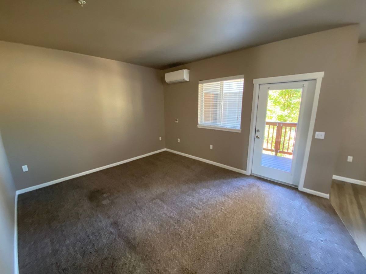 4245 Hawthorne Ave NE, Salem, OR 97301 - Apartment For Rent - Image 3