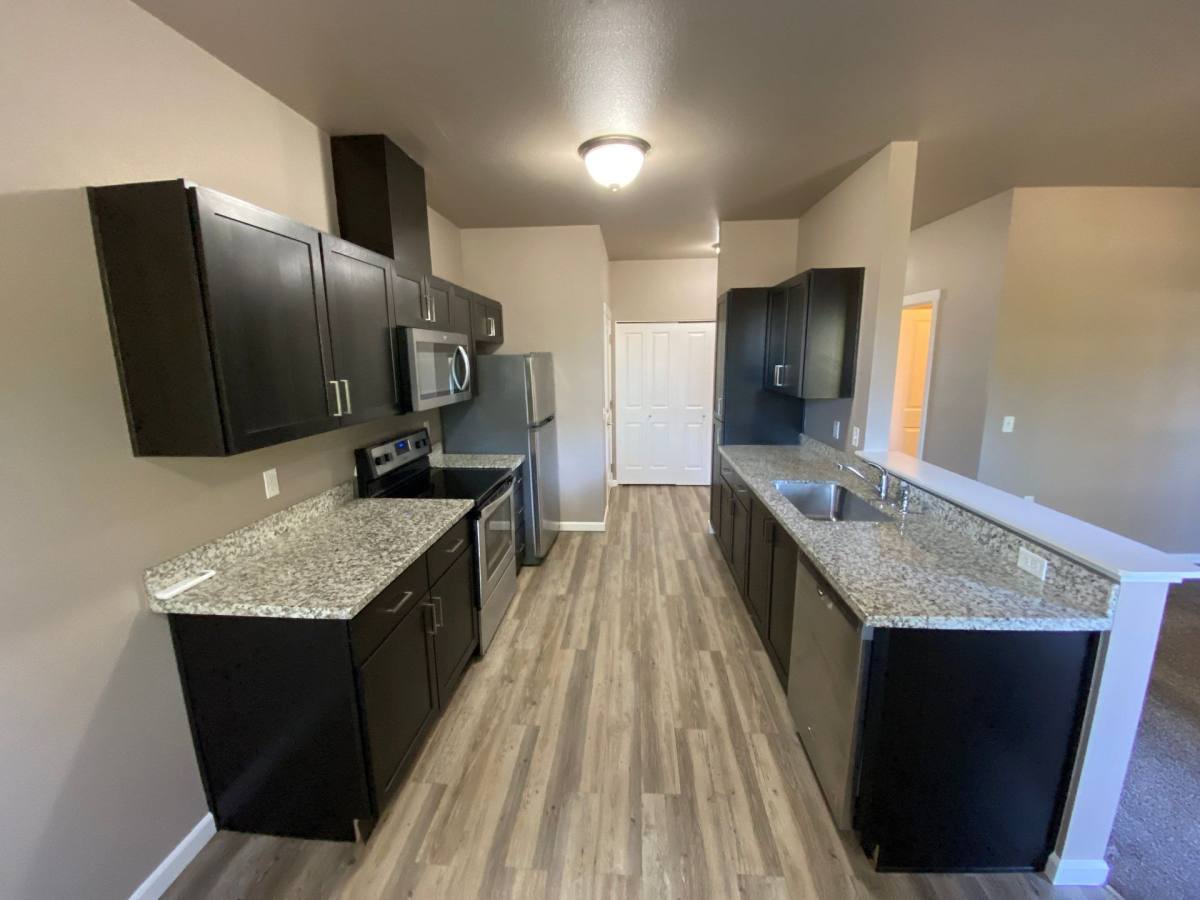 4245 Hawthorne Ave NE, Salem, OR 97301 - Apartment For Rent - Image 5