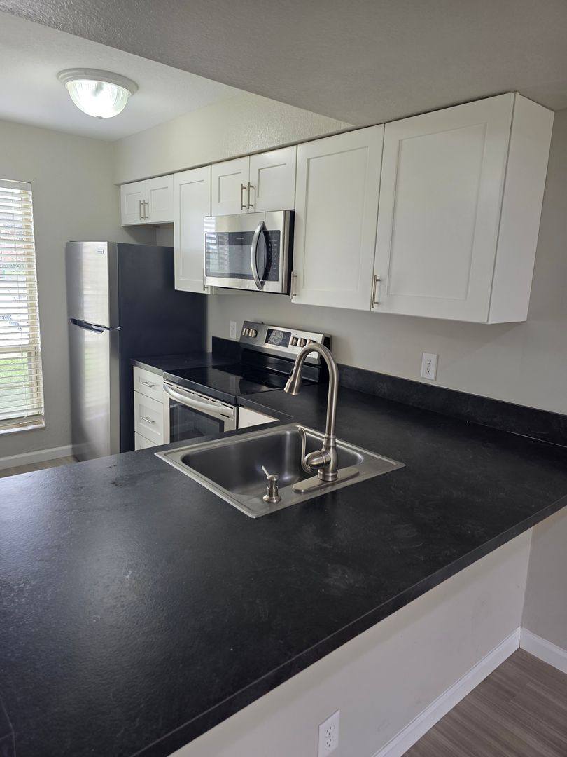 Townhouse for rent at 6527 N W, Fort Lauderdale, FL 33321