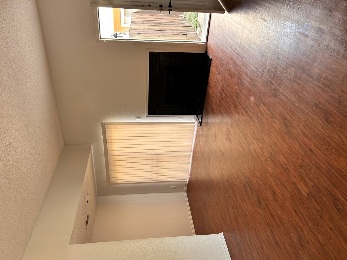 Townhouse for rent at 11601 Argonne Forest #CALL 512-760-5329, Austin, TX 78759