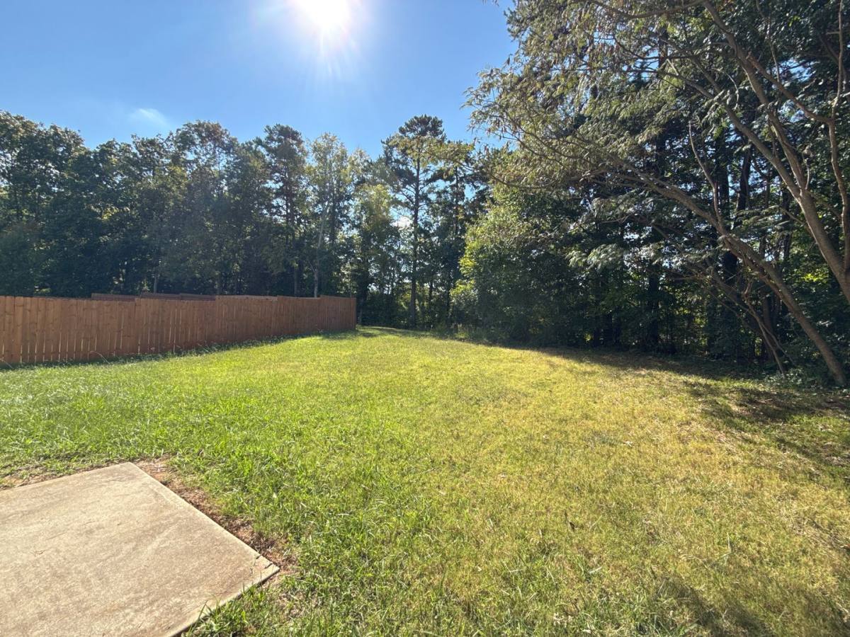 House for rent at 6831 Sunman Rd, Charlotte, NC 28216