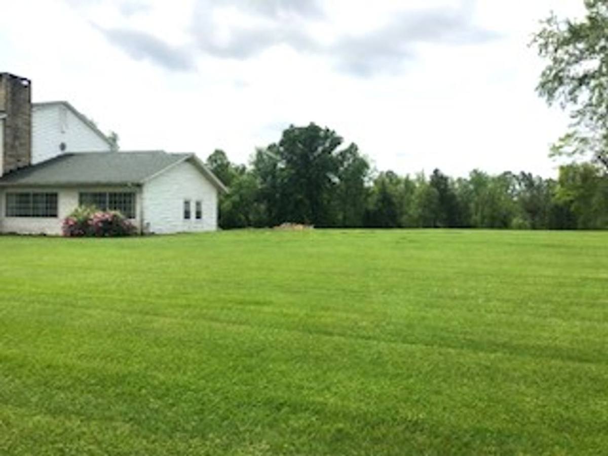 House for rent at 17311 Winfield Rd, Winfield, WV 25213