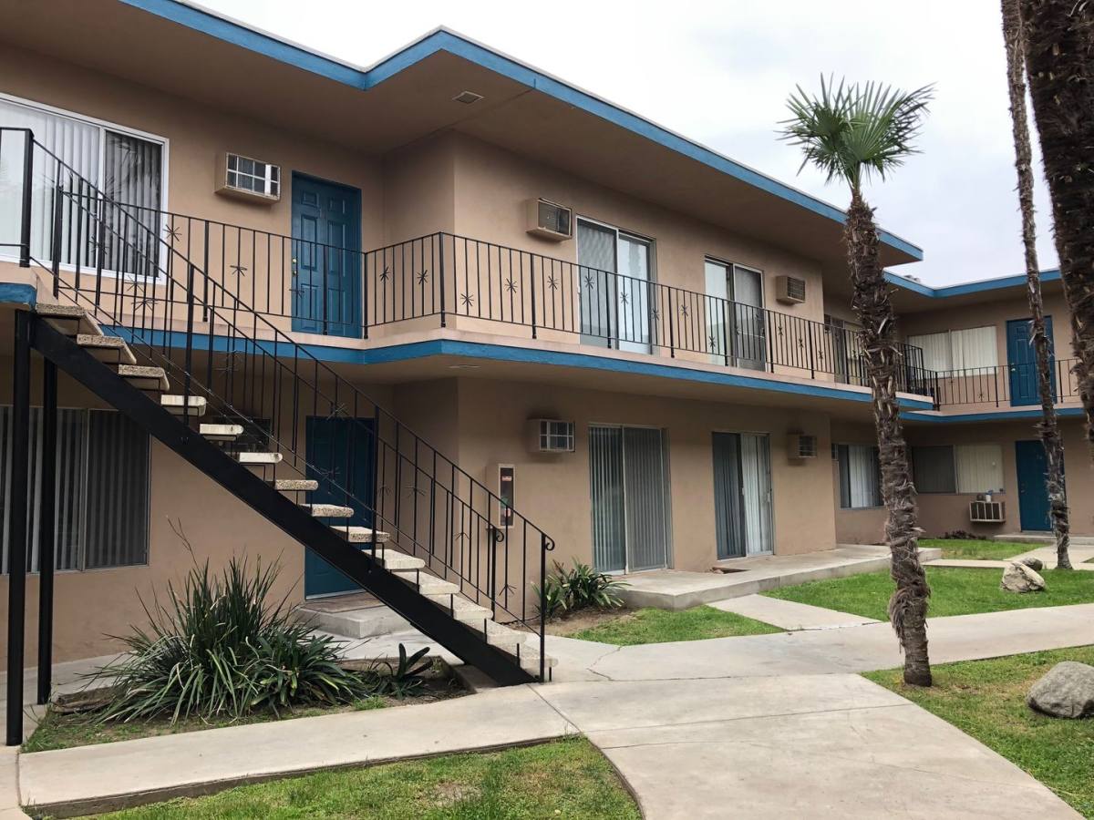 Apartment for rent at 7555 Winnetka Ave, Winnetka, CA 91306
