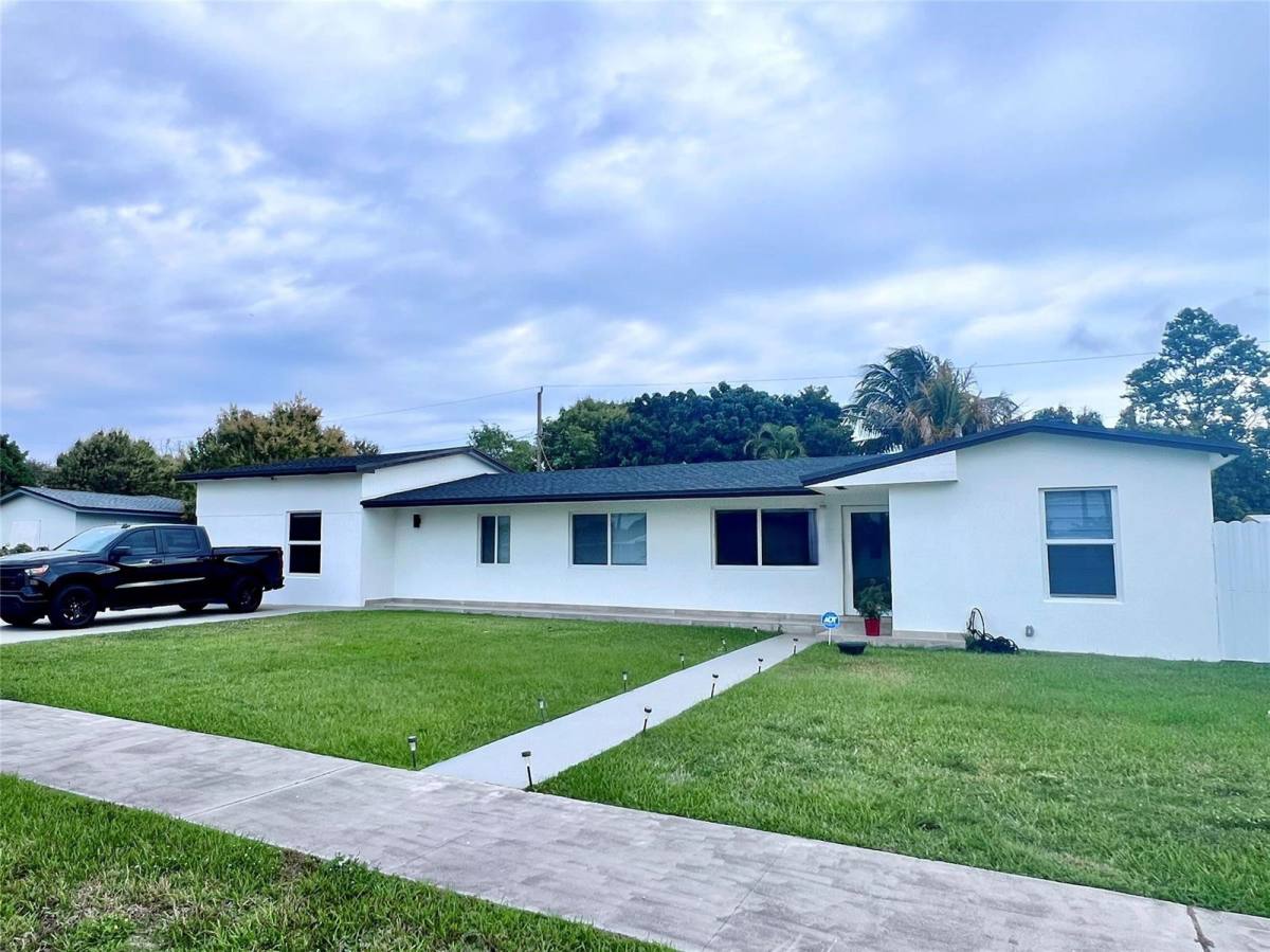House for rent at 16125 SW 98th Court, Miami, FL 33157