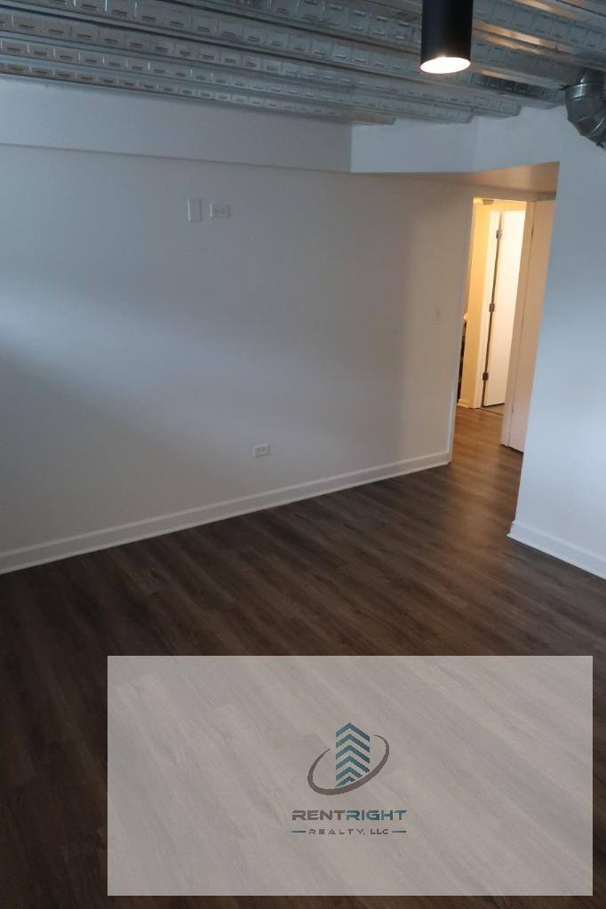 Apartment for rent at 932 W Dakin St #303, Chicago, IL 60613
