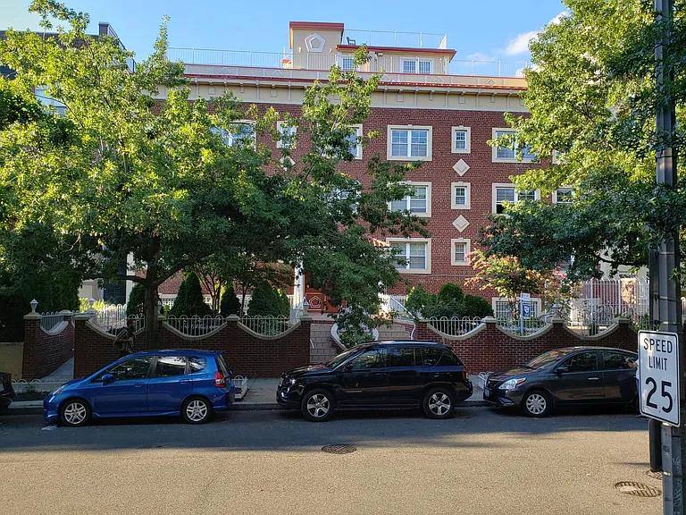 Apartment for rent at 1327 Euclid St NW #B2, Washington, DC 20009