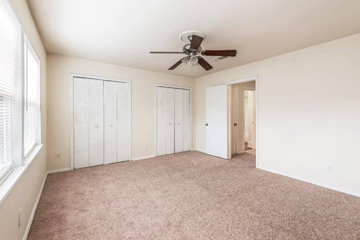Townhouse for rent at 1951 Southampton Rd, Atlanta, GA 30349