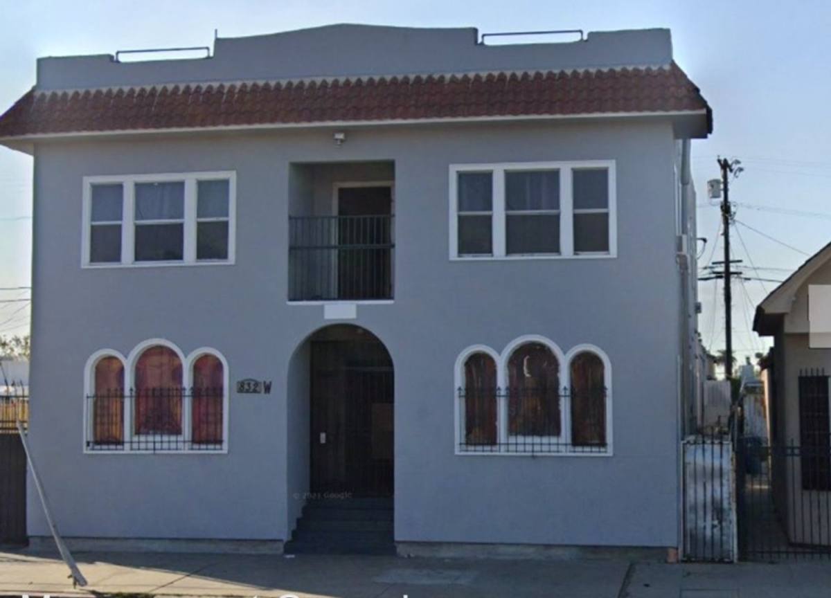 Apartment for rent at 832 W Florence Ave, Los Angeles, CA 90044